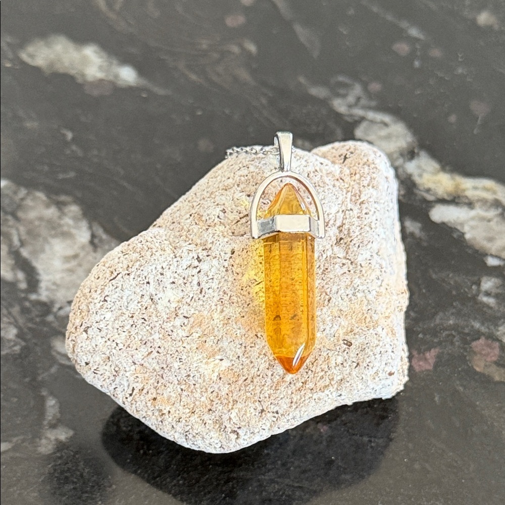 Amber Crystal Point Resin Pendant Necklace